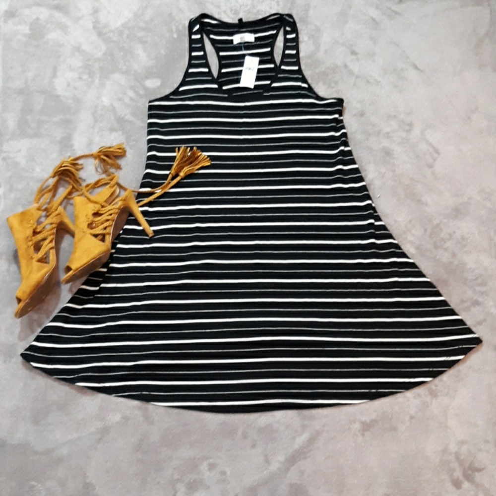 Lou & Grey Racerback Black White Stripe Dress M